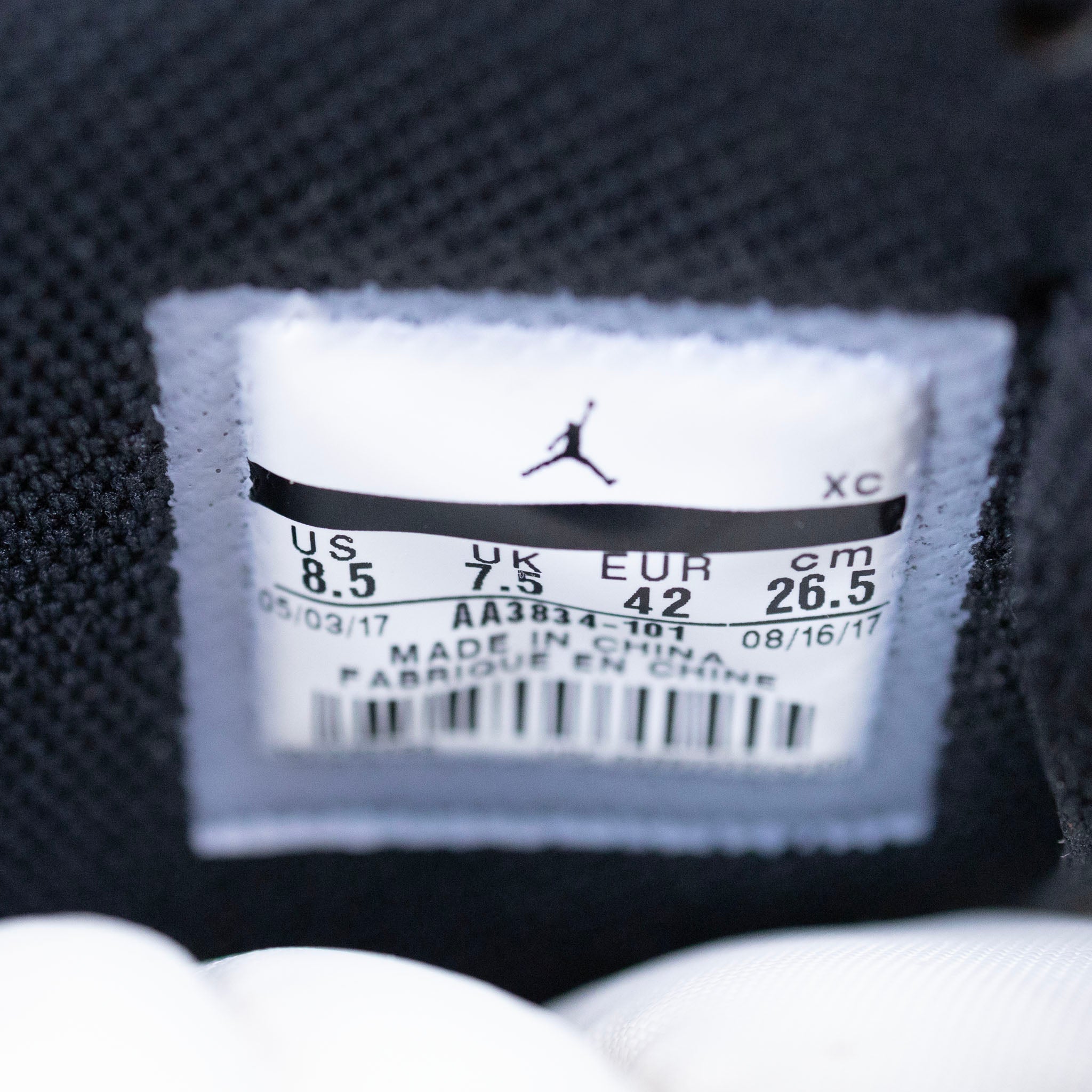 Jordan 1 Retro High Off-White